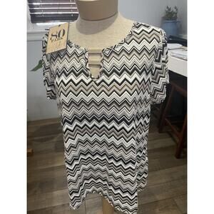 80 Park Multicolor Chevron Print Top Keyhole V neck Metal Bars XL